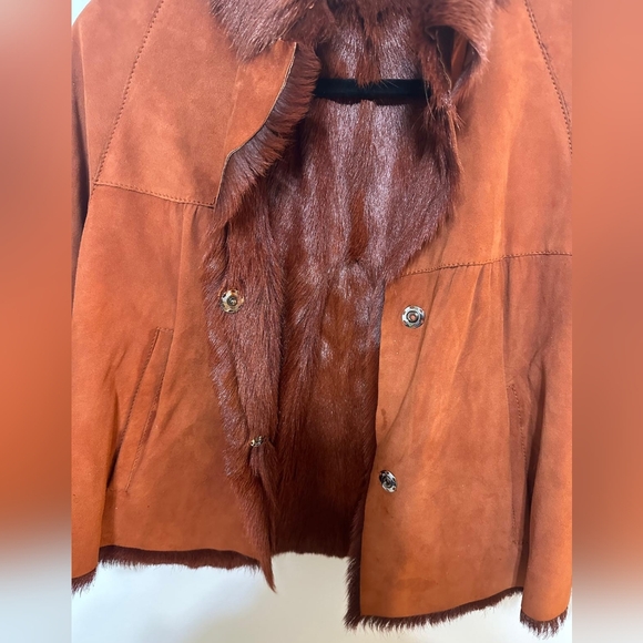 Hugo Boss crop fur jacket - Picture 2 of 9